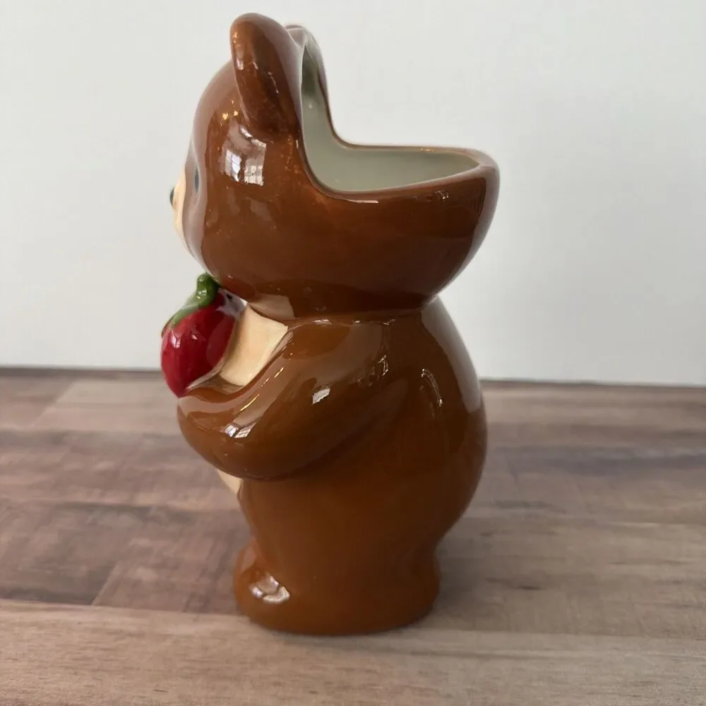 Urban Outfitters Ceramic Bear Utenstil Holder